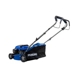 Cortacésped HYUNDAI HYM42SP autopropulsado para jardines de hasta 800 m²